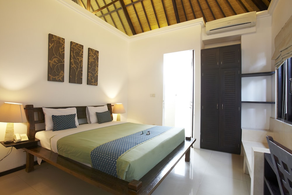 Artemis Villa And Hotel 12/46