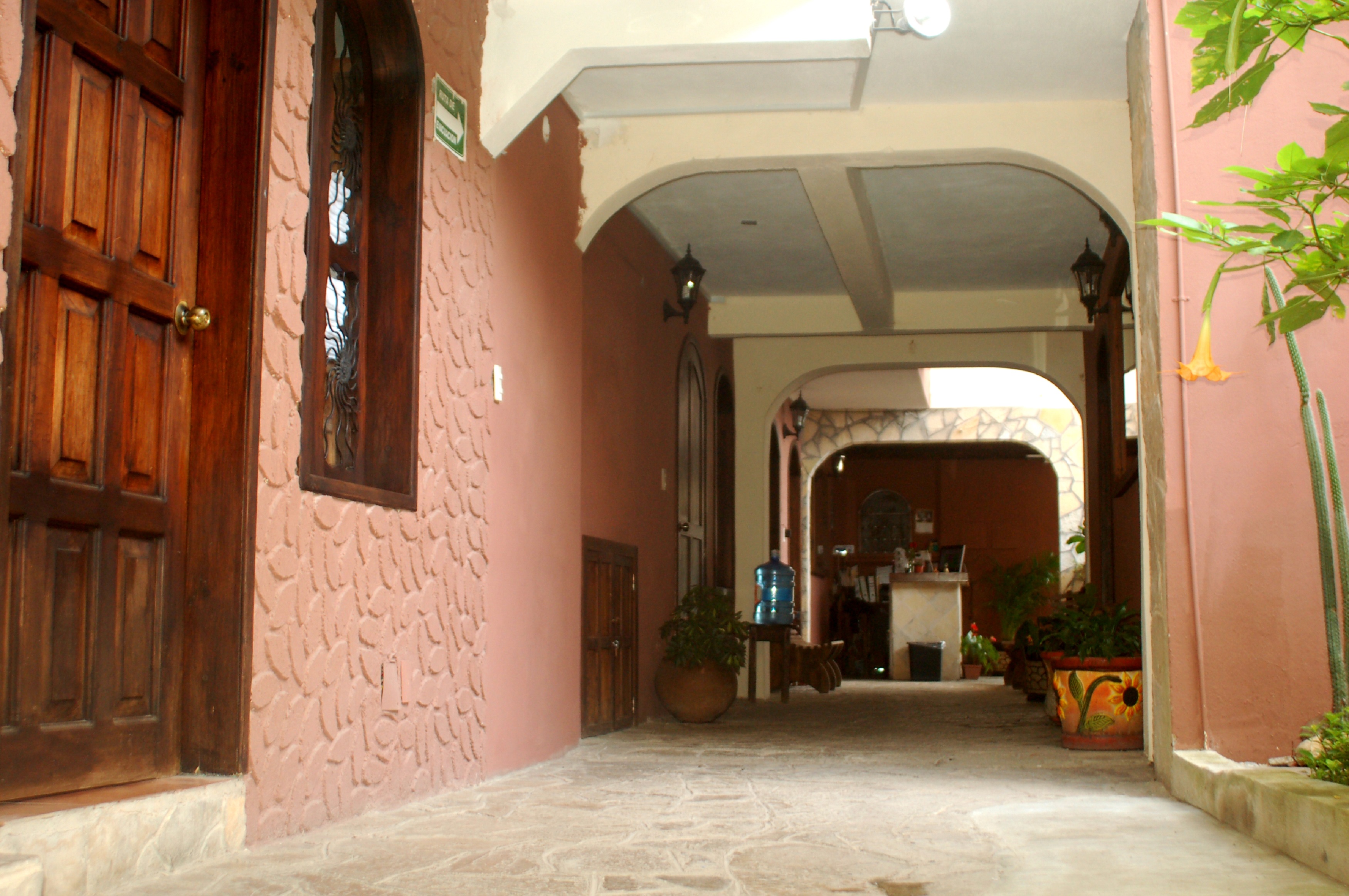 AXKAN EXPRESS HOTEL 12/92