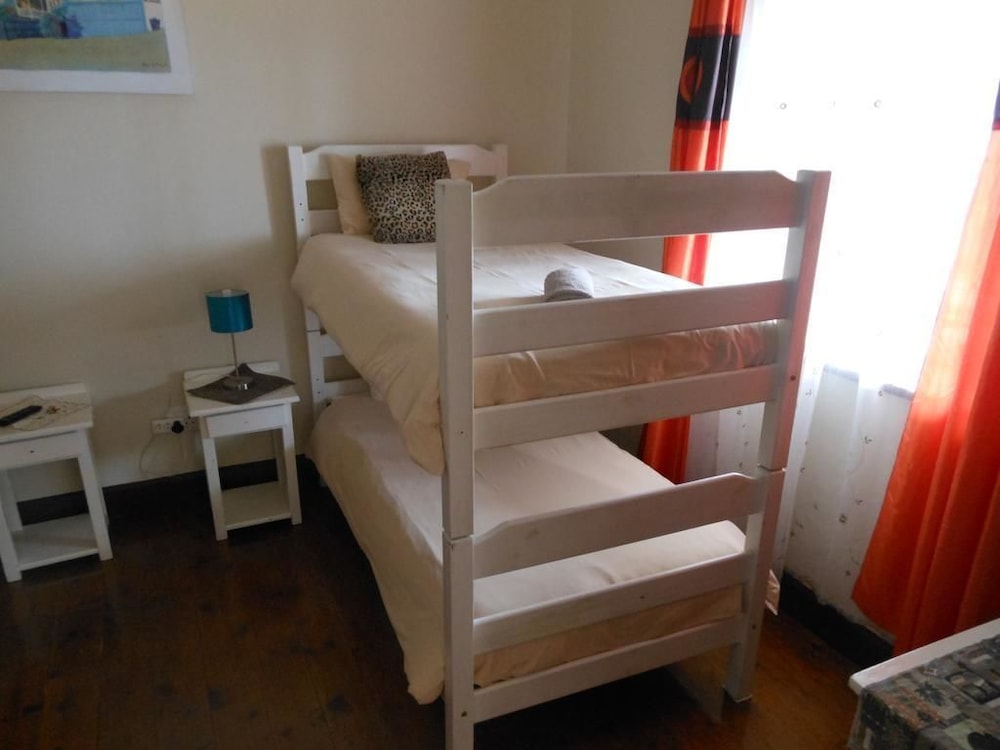 Bay Vista Guest House 16/50