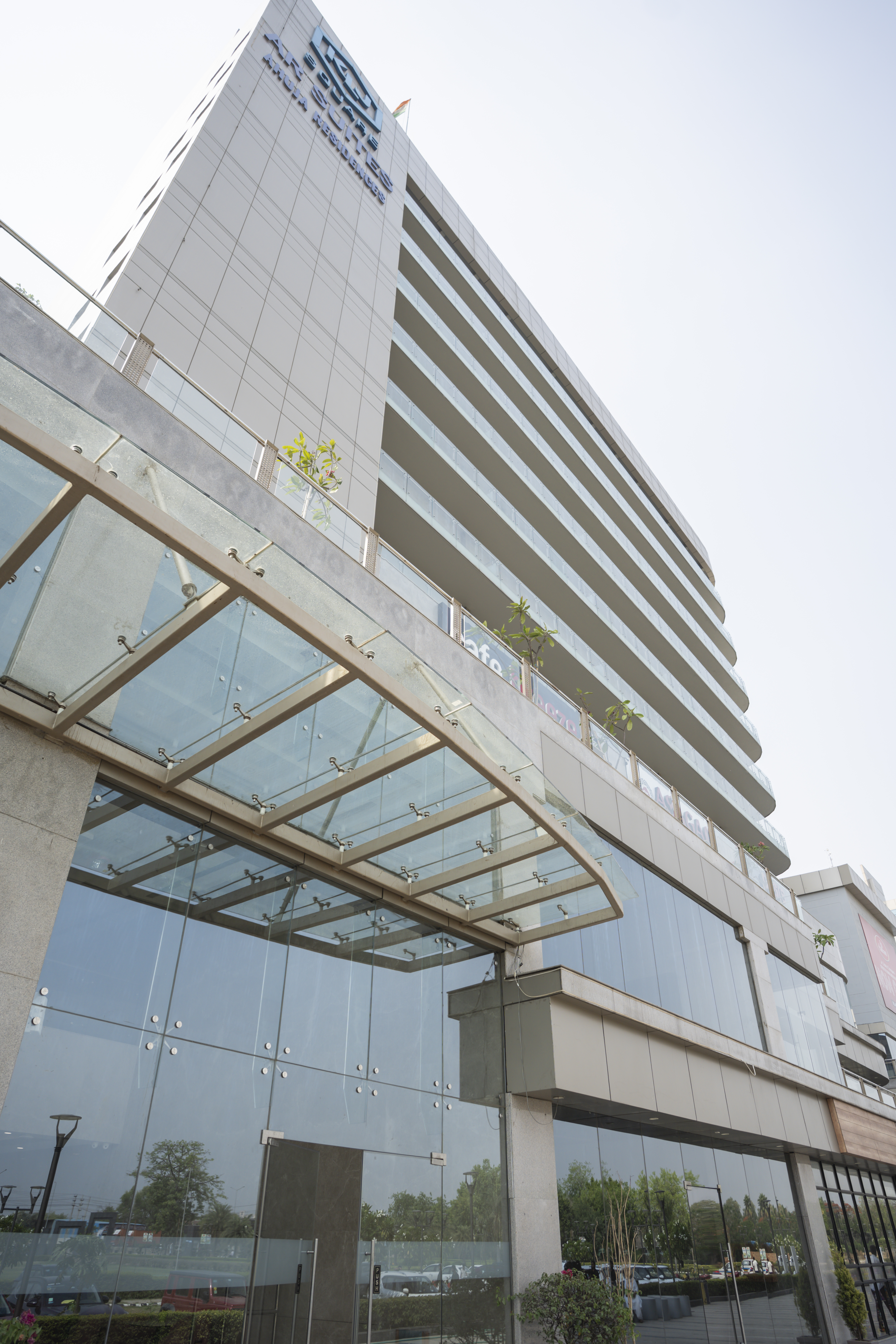 AR Suites KLJ Square 3/50
