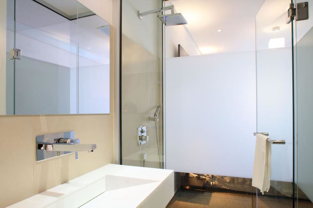 ibis Styles Larnaca Finikoudes Beach 9/32