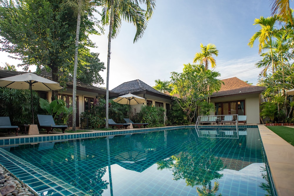 Paitan Villas Resort 4/39
