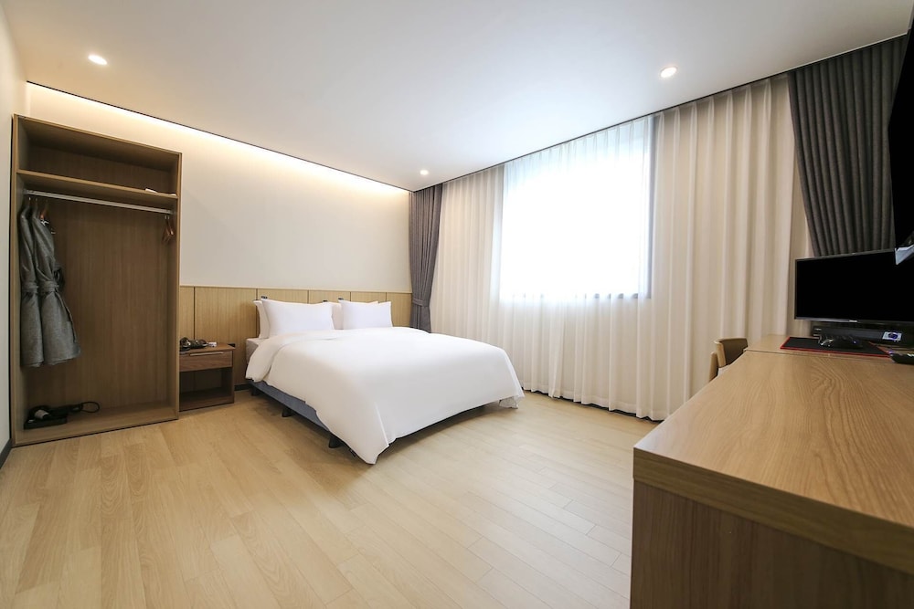 E Cheonan Hotel 16/50