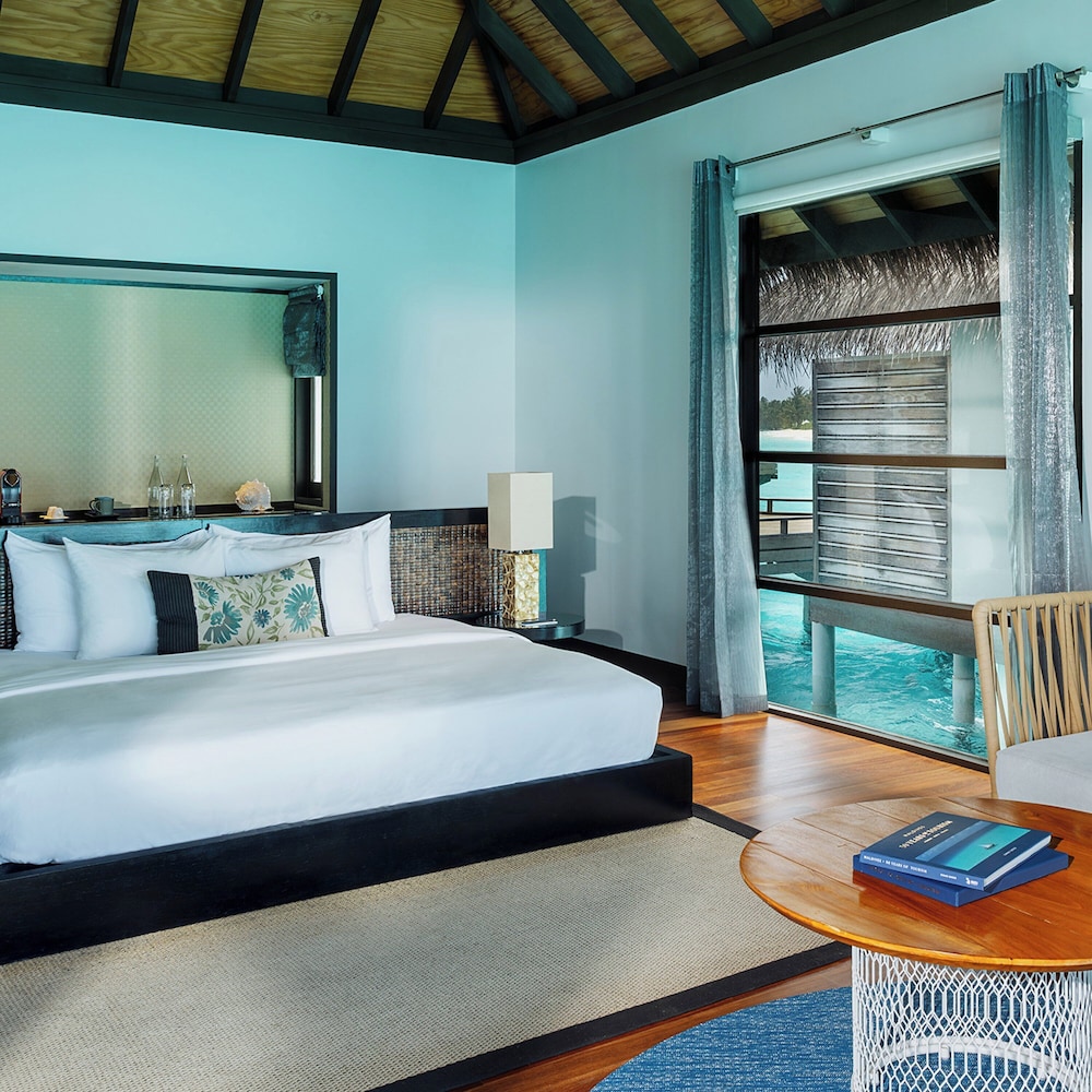 Niva Velassaru Maldives 11/53