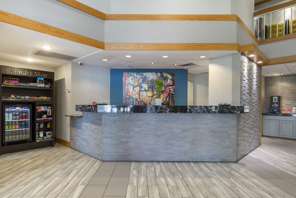 Greenstay Hotel and Suites 9/69