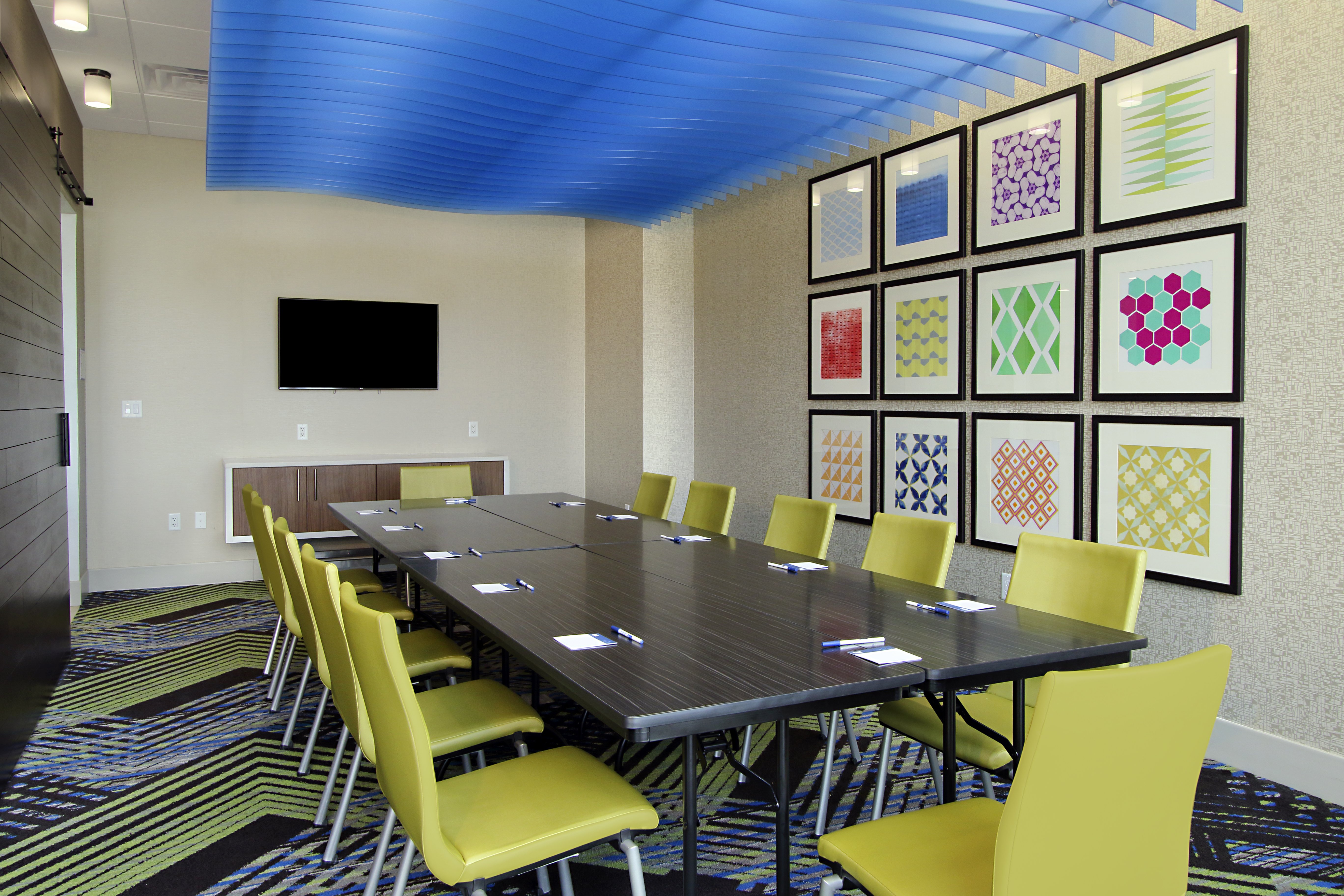Holiday Inn Express & Suites Dallas-Frisco NW Toyota Stdm 46/52