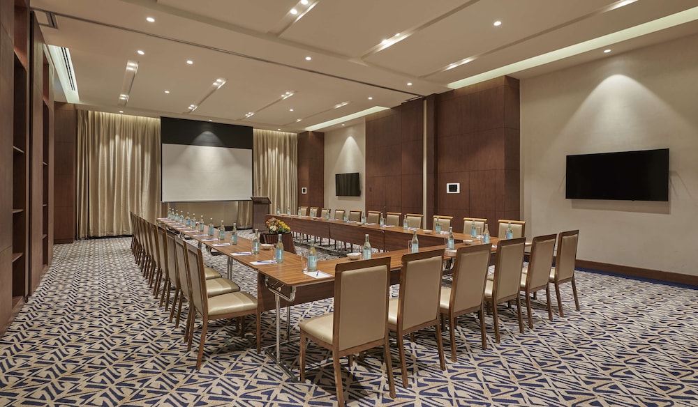 Hyatt Regency Addis Ababa 62/72