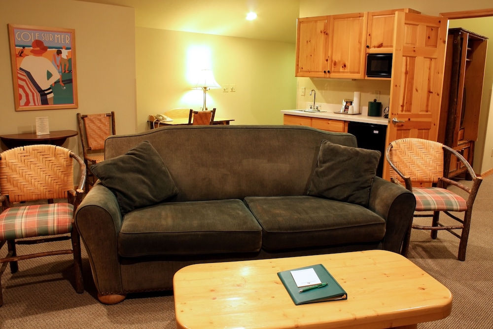 Mountain Lake Lodge 43/68