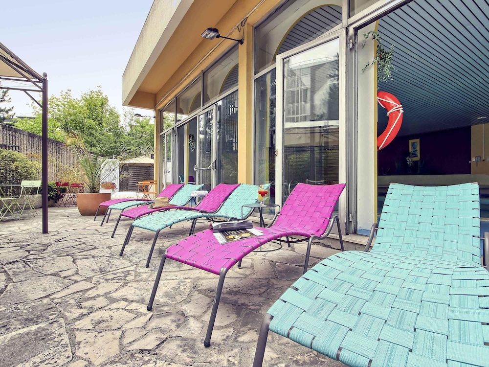 Mercure Paris Velizy 44/74