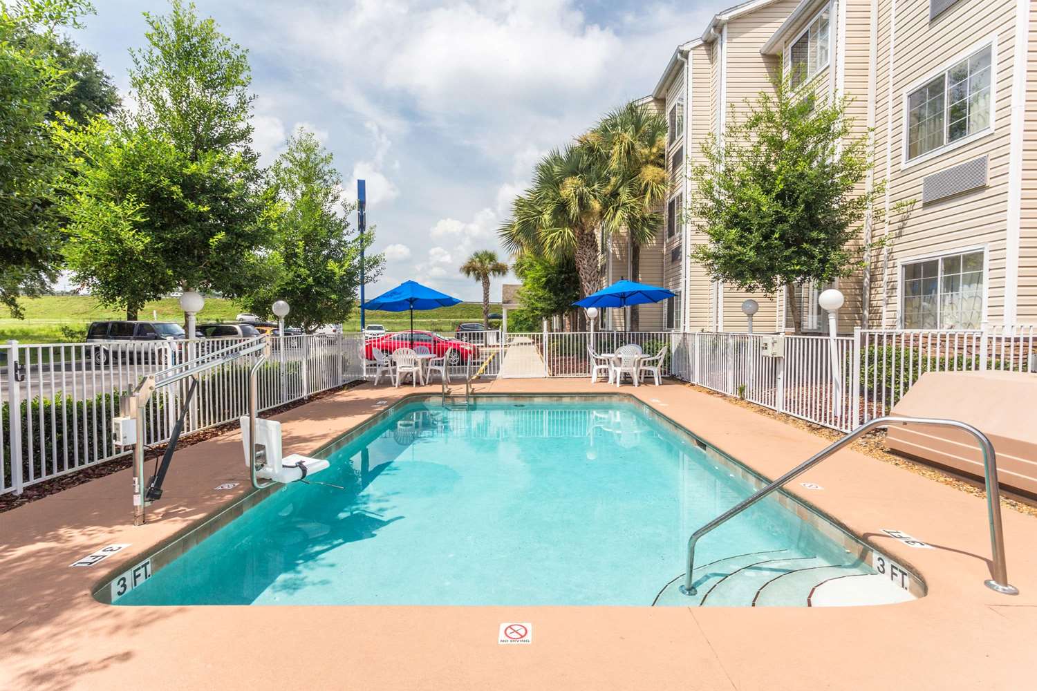 Microtel Inn And Suites Ocala 7/11