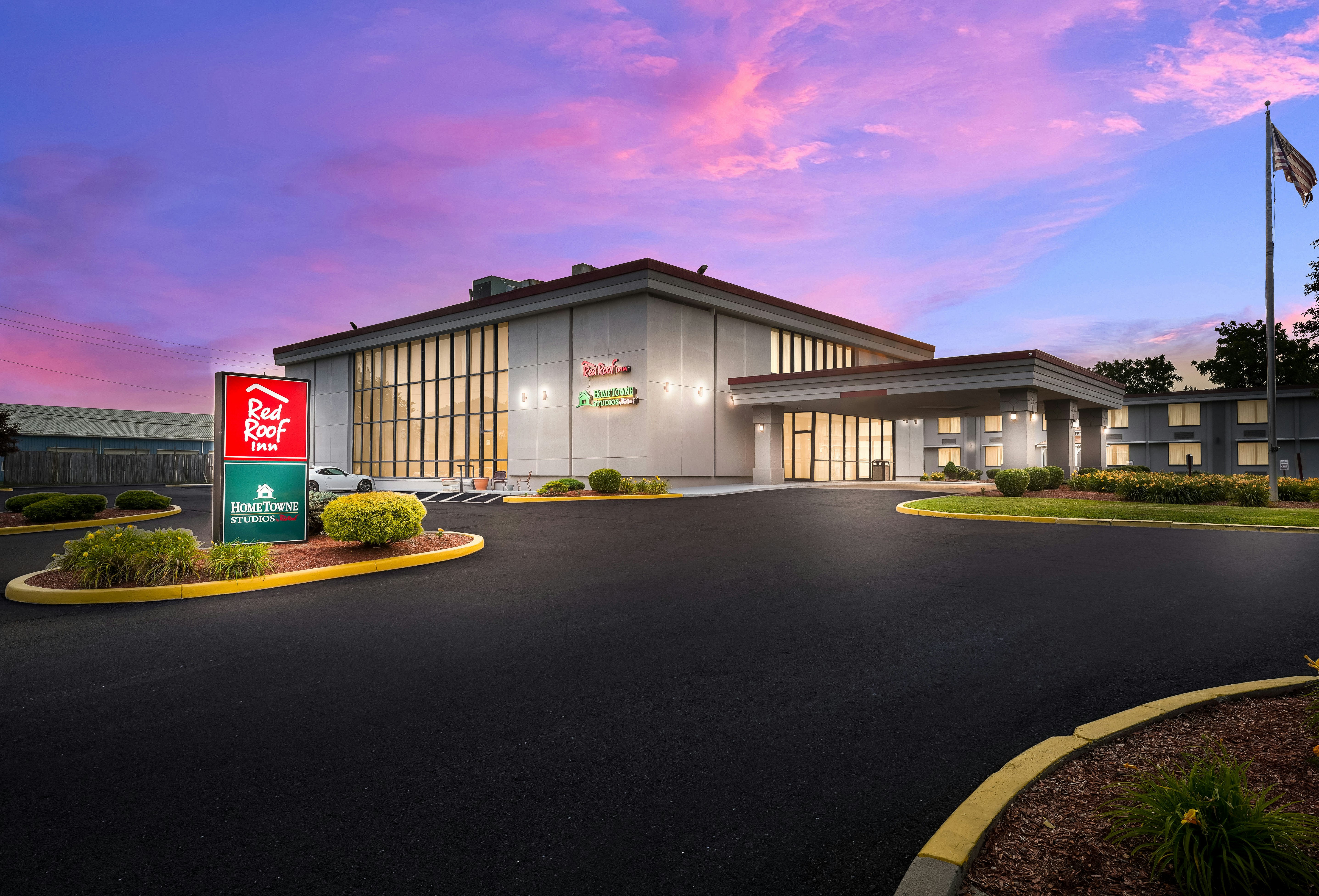 Red Roof Inn Painted Post 1/30