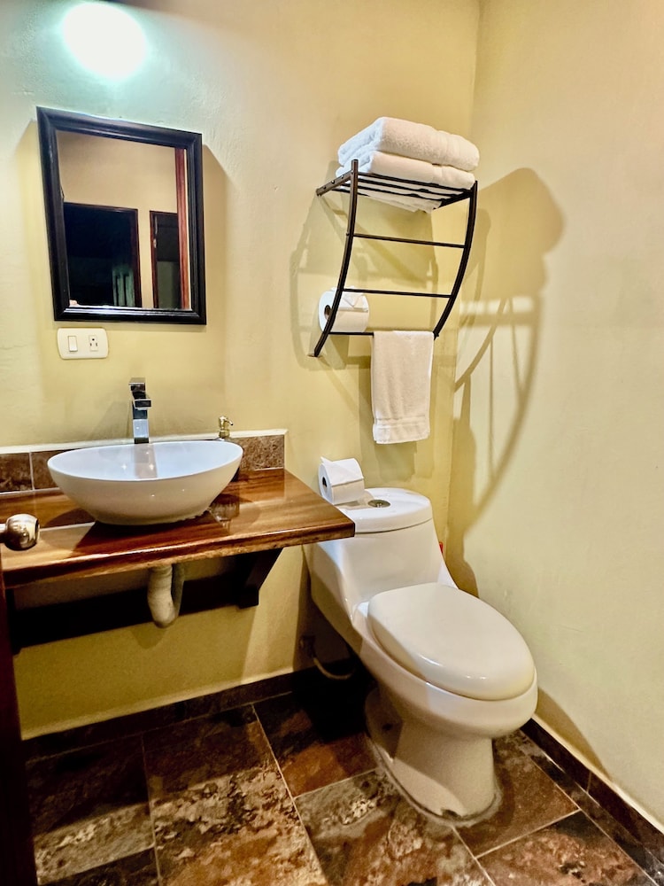 Jungle Beach Hotel Manuel Antonio 50/50