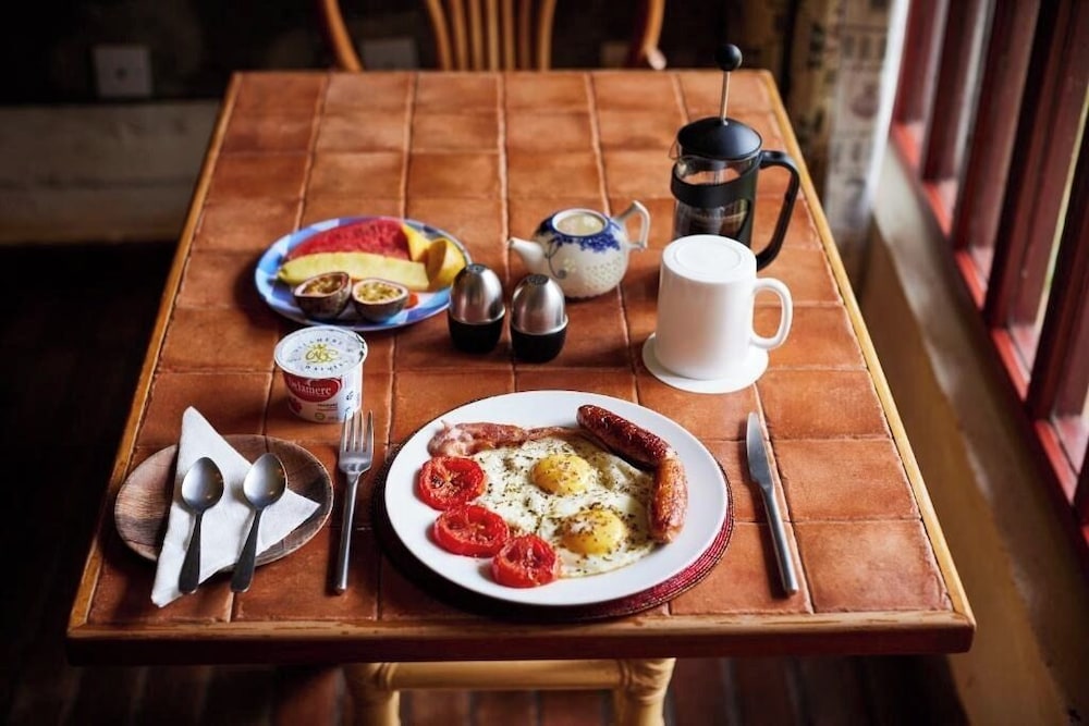 Villa Rock Stop Falls B & B 32/50