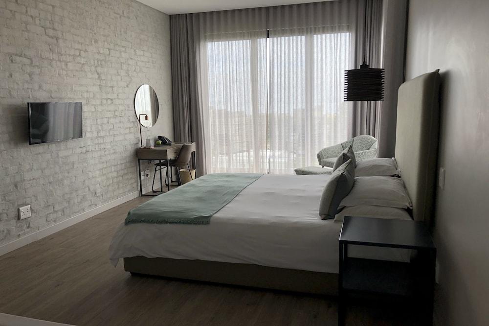 Standard, The Tree House Boutique Hotel 2/2
