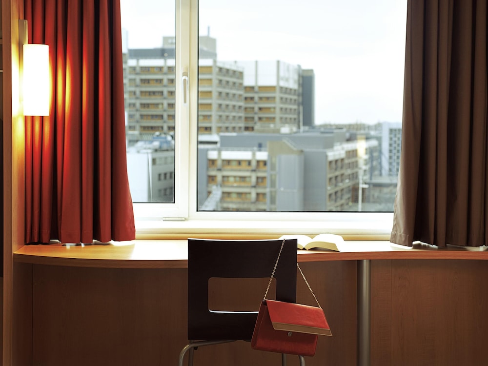 Ibis Canoas Shopping 37/57
