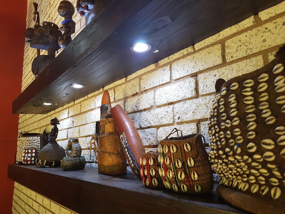 Lion's Guesthouse and The Buck&Lion restaurant 29/50