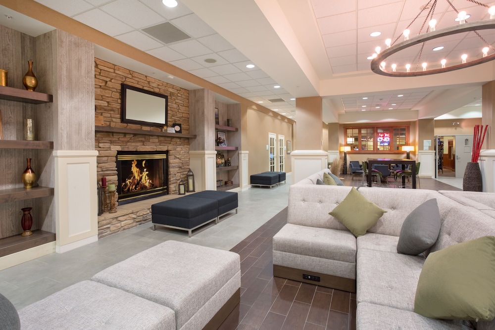 Holiday Inn Colorado Springs(Airport) 34/49