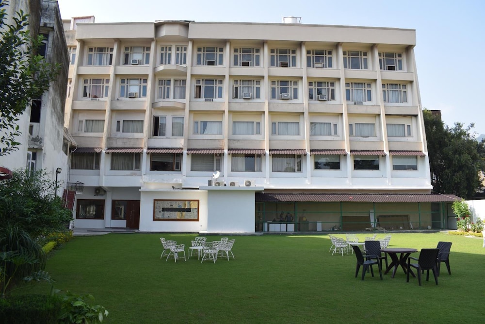Hotel Ambica 2/40