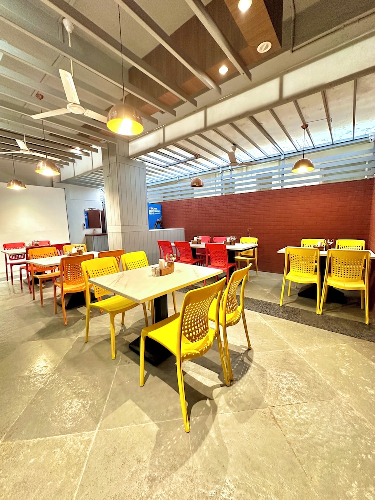 Hotel Anand Heritage 41/53