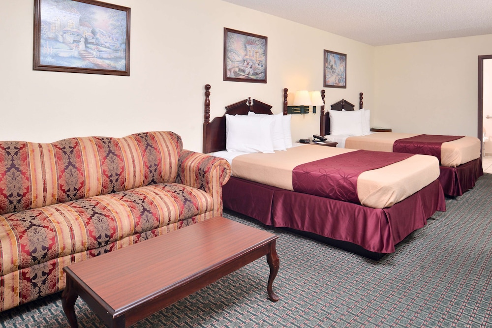 Americas Best Value Inn Gonzales 21/38
