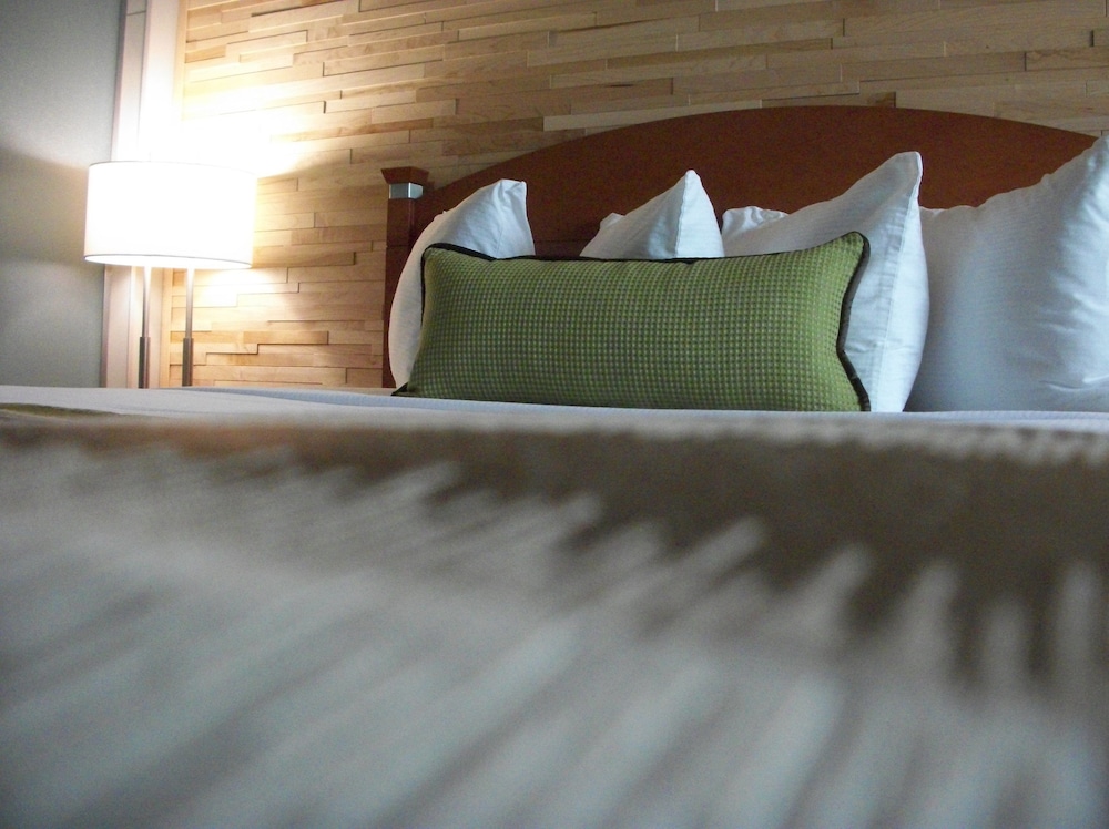Quality Inn Rouyn-Noranda 33/51
