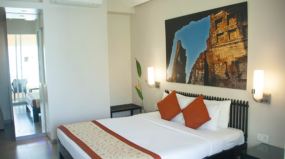 Balcony Room