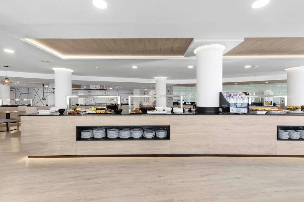 Palmanova Suites by TRH 9/46