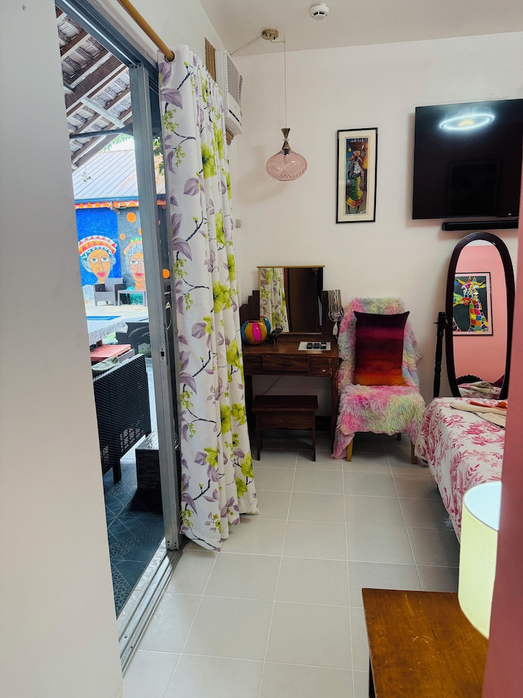 Lala Panzi Bed And Breakfast 50/64