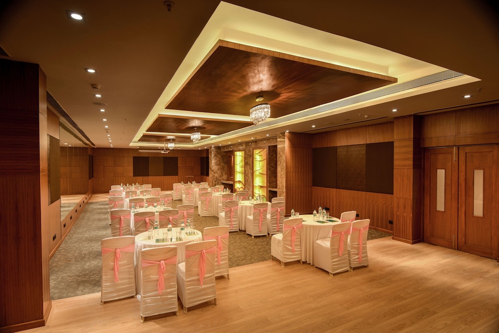 The Acacia Hotel Spa Goa 46/50