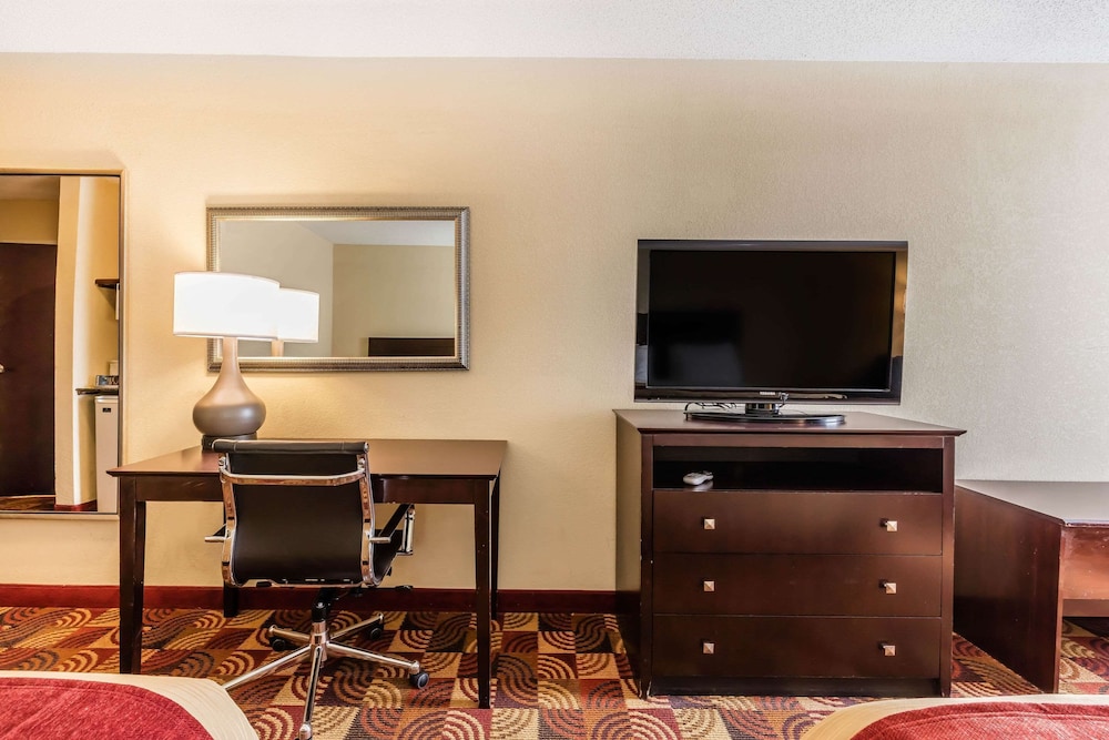 Comfort Inn & Suites Jasper Hwy 78 West 22/26