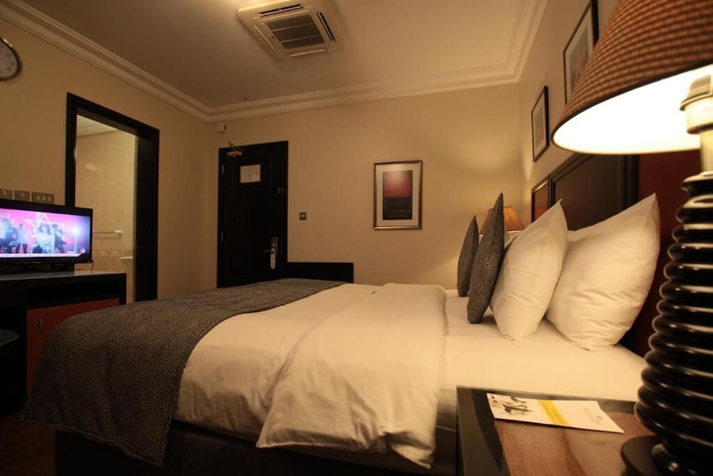 فندق بودل السالمية(Boudl Salmiya Hotel) 19/50