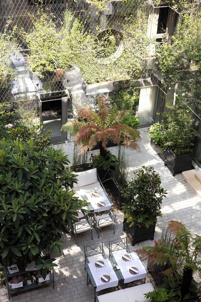 Les Jardins du Faubourg 54/59