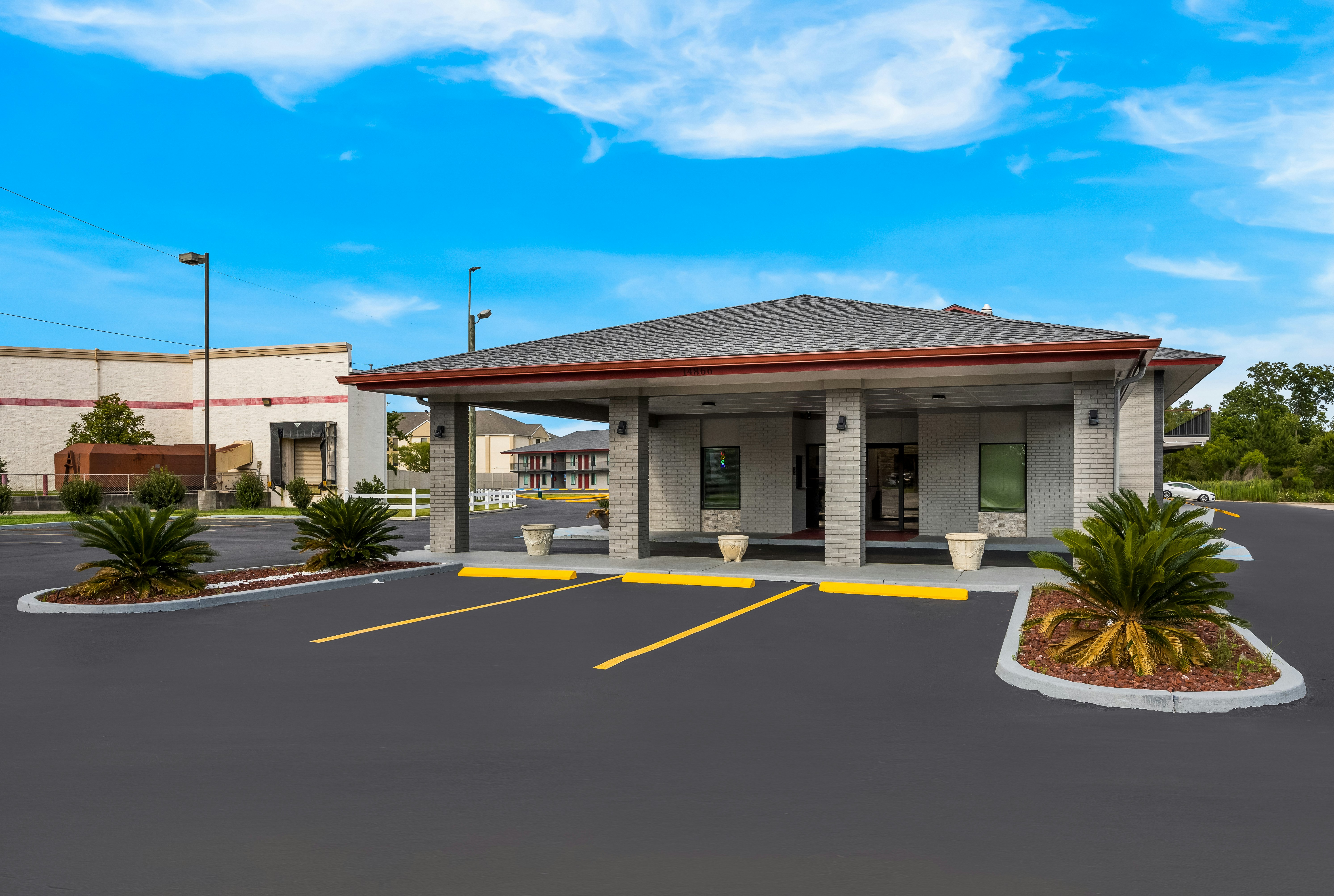Serena Inn 8/23