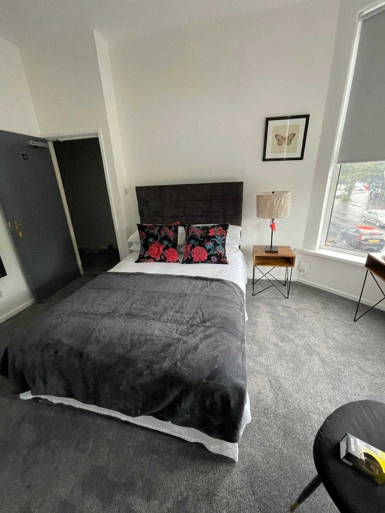 Room at Cavehill Castle Hotel, BELFAST