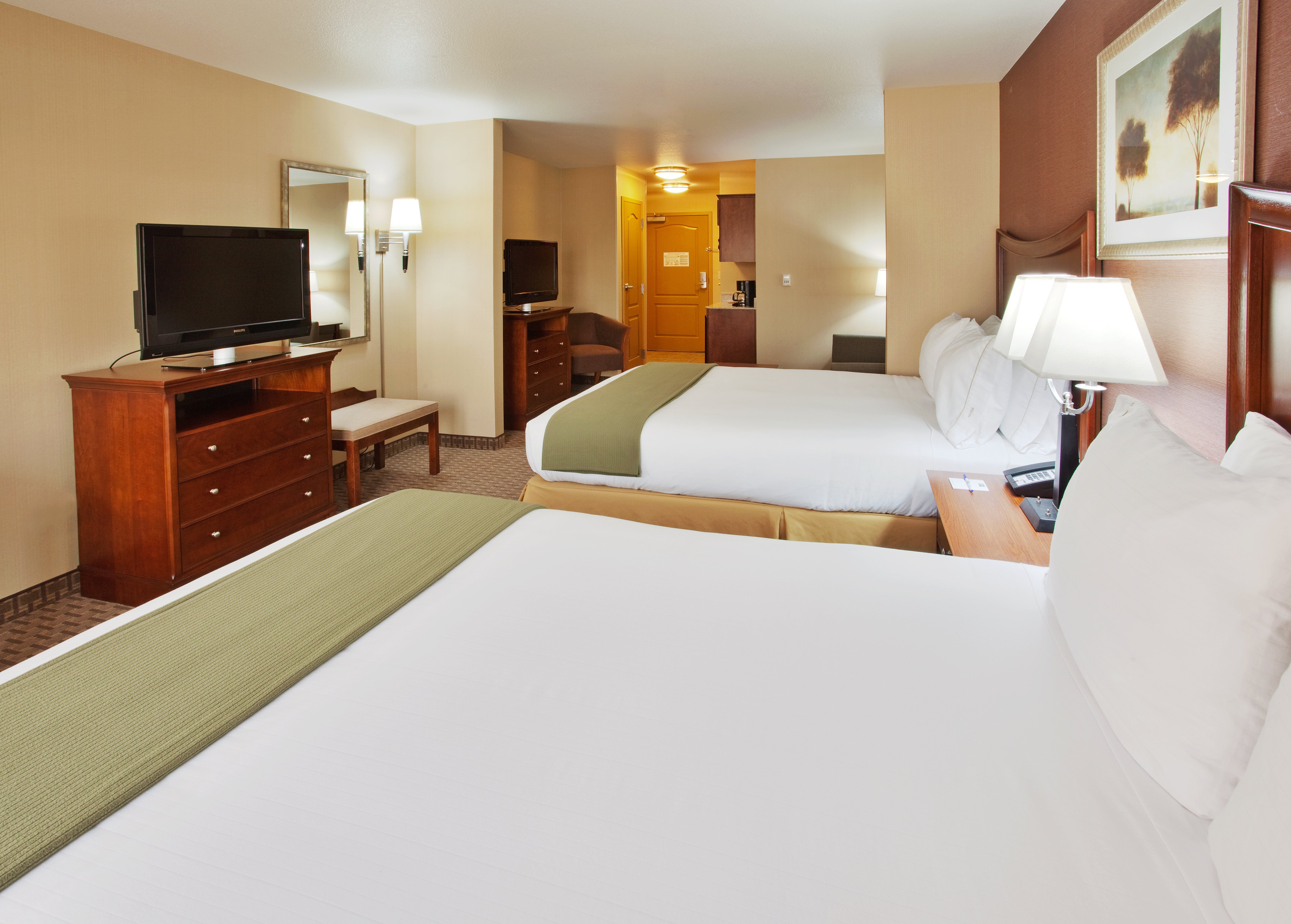 Holiday Inn Express Hotel Suites Willows 11/34