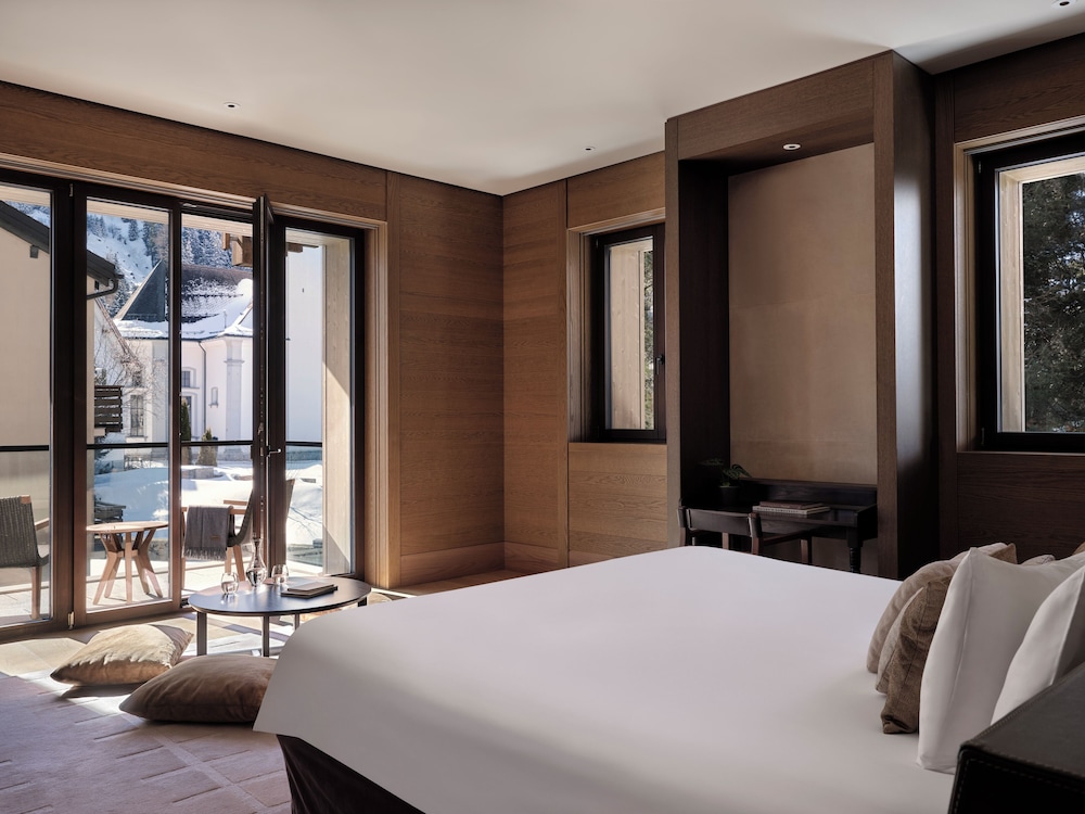 2 Bedrooms, Grand, Alpine, Suite, 2 King Beds، The Chedi Andermatt 4/10