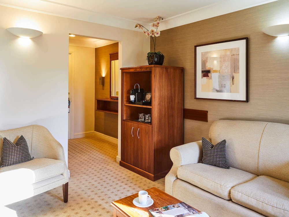 Mercure Barnsley Tankersley Manor Hotel 46/74