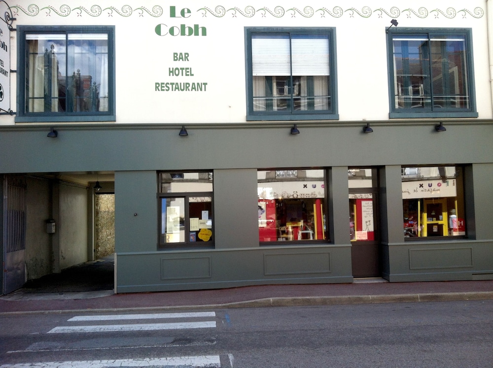 HOTEL LE COBH 1/26