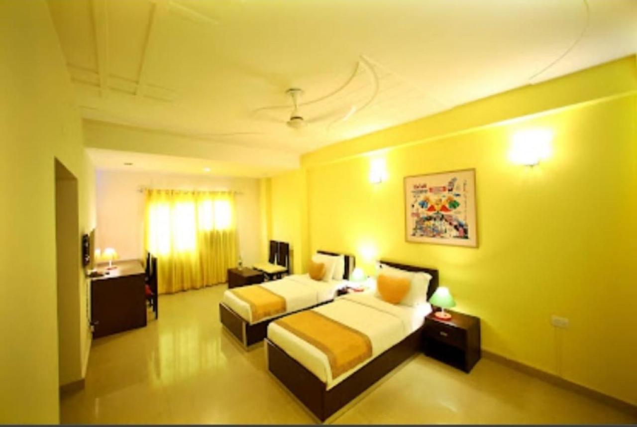 Oyo Rooms 766 Delhi Airport 11/29