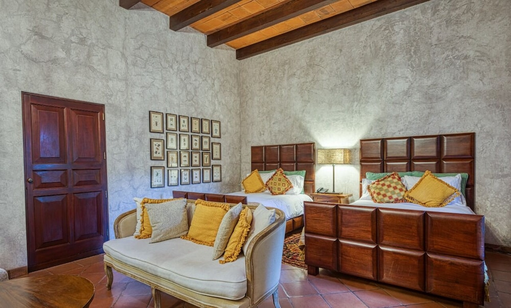San Rafael Hotel 15/50
