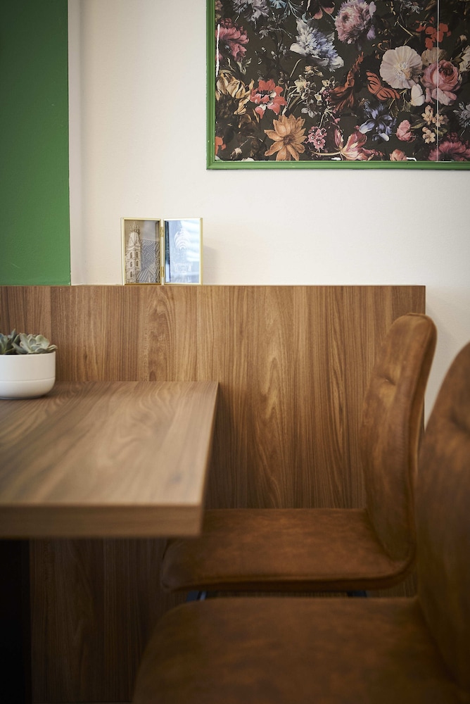 Nove Boutique Apartments 40/50