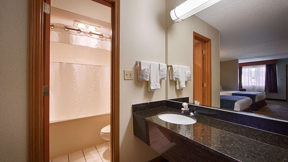 Best Western Windsor Suites 19/32
