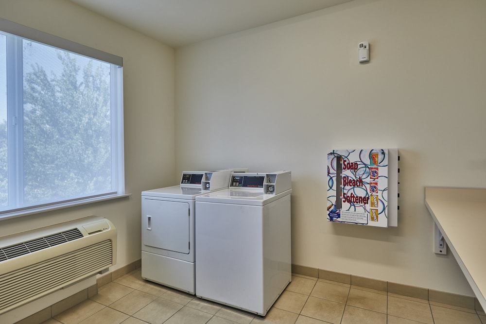 Holiday Inn Express Hotel And Suites Medford Central Point 37/80