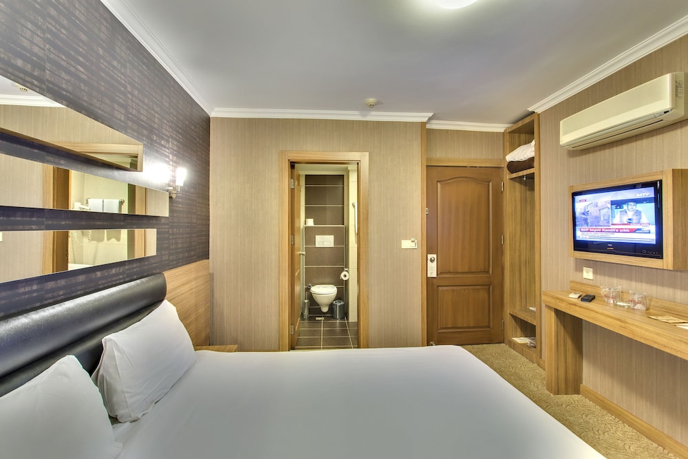 ANTROYAL HOTEL 24/50