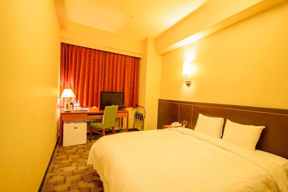 San Hua Hotel 10/38