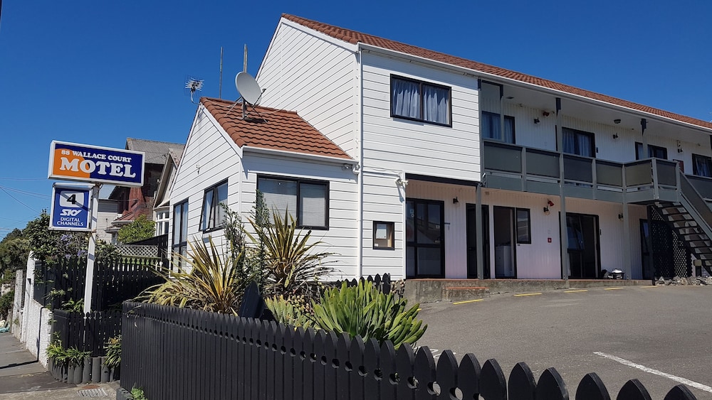 88 Wallace Court Motel 25/36