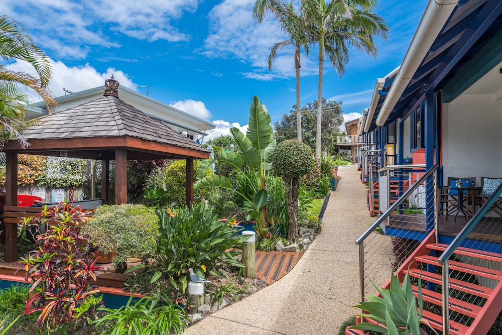 CLUB YAMBA LUXURY HOLIDAY VILLAS 55/64
