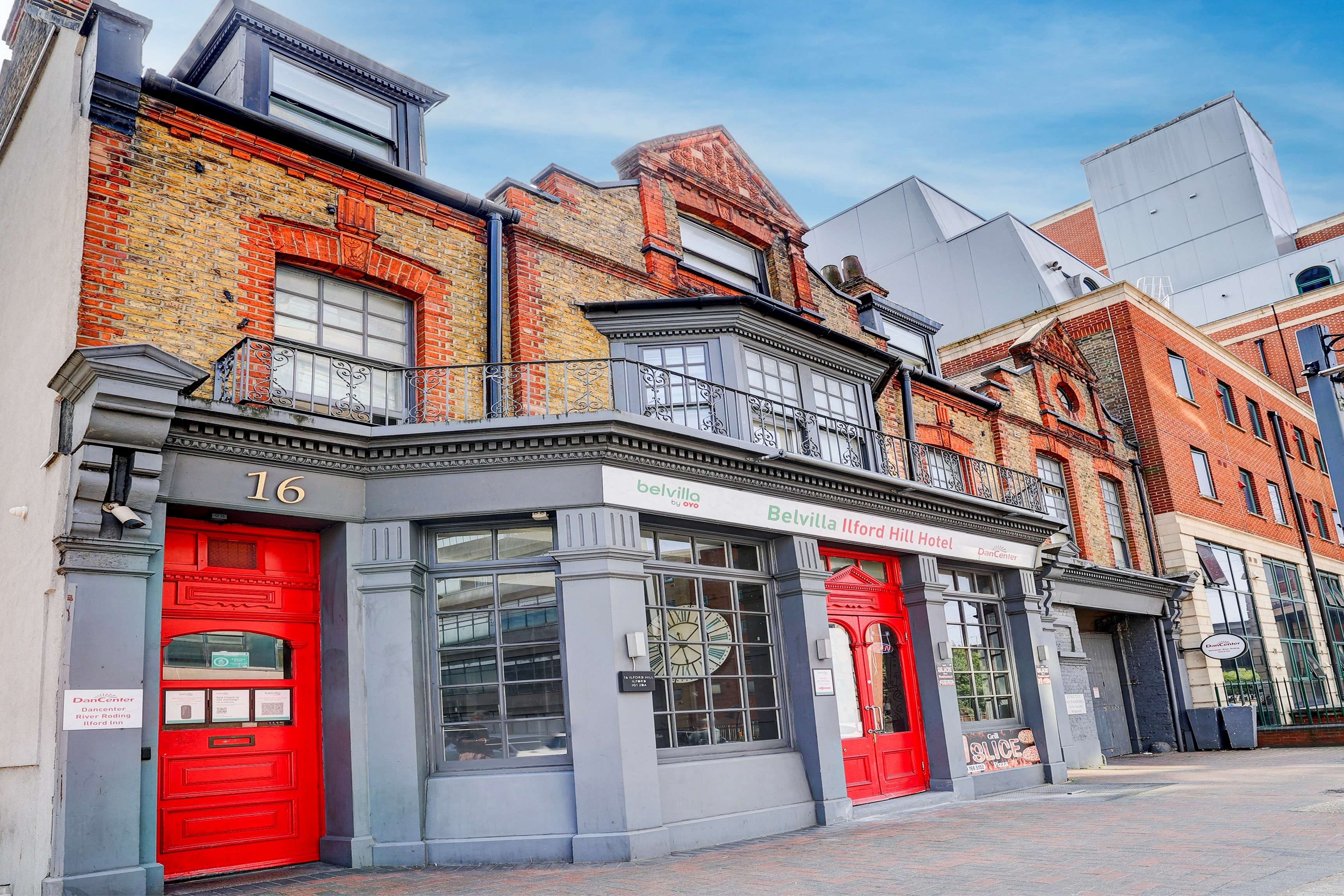Belvilla Ilford Station Hotel, 4 min from Elizabeth line in LONDON