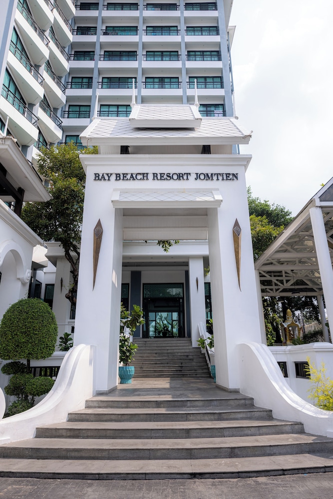 Bay Beach Resort Jomtien in PATTAYA