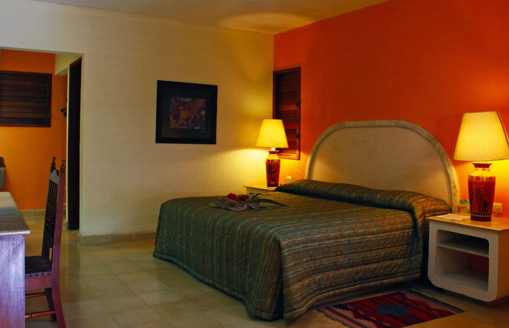 Chicanna Ecovillage Resort 18/66